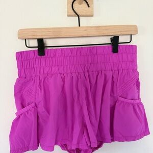“Get your flirt on” Free people movement athletic shorts